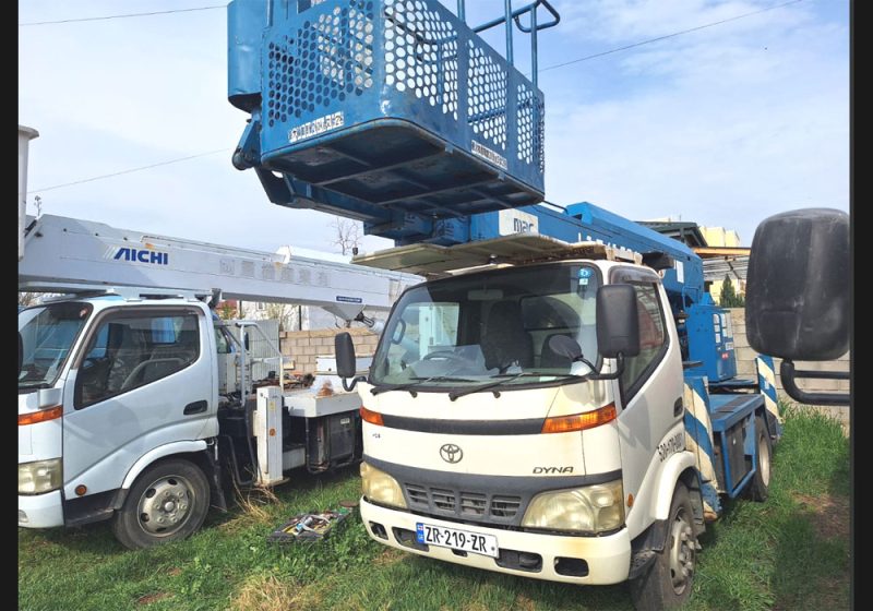 მე-4, 16-19 მ. Toyota Dyna 2006
